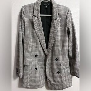 Oversized plaid blazer